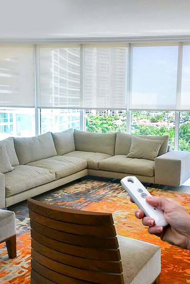 SMART CURTAINS & BLINDS